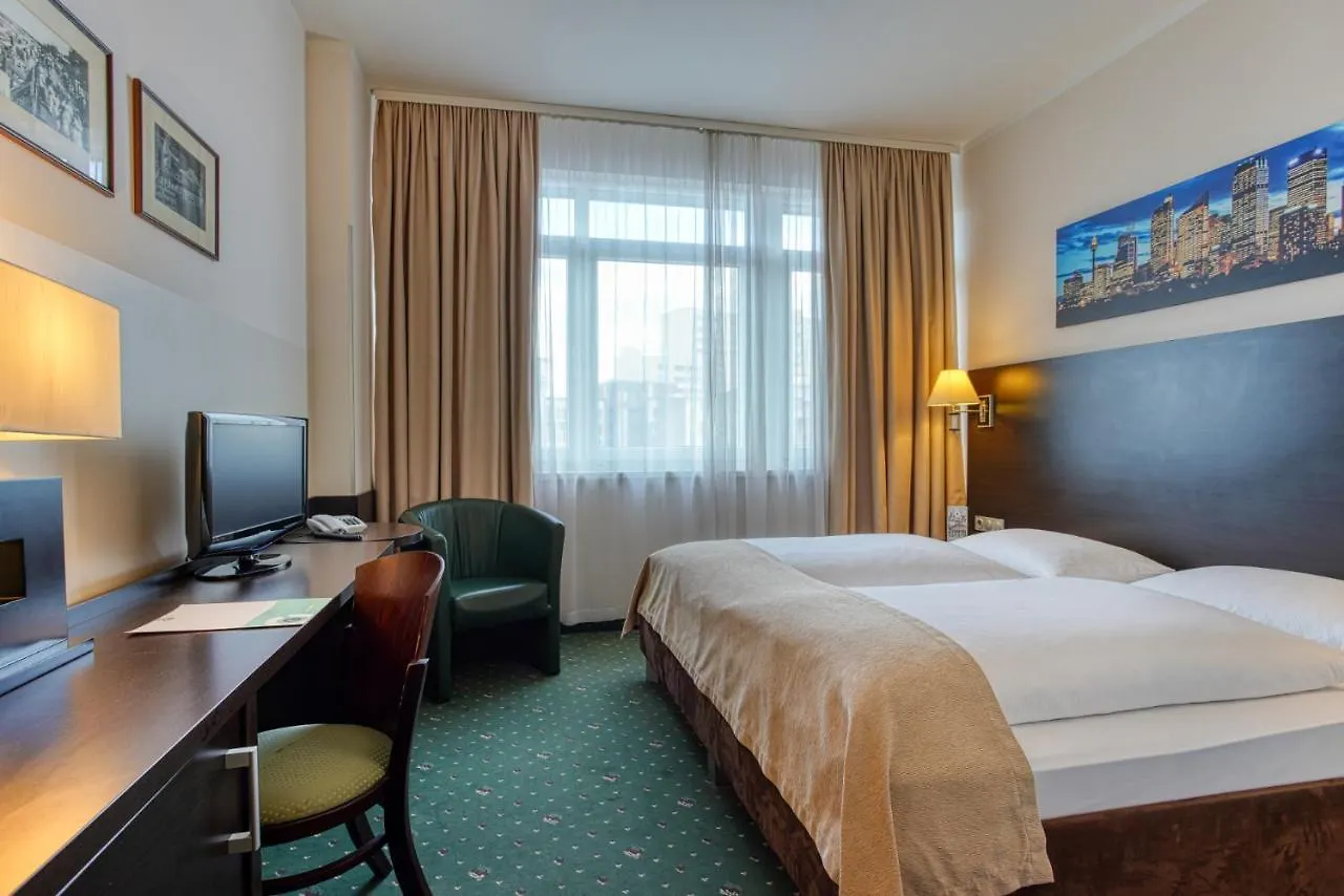 Titanic Comfort Kurfuerstendamm Βερολίνο 3*,