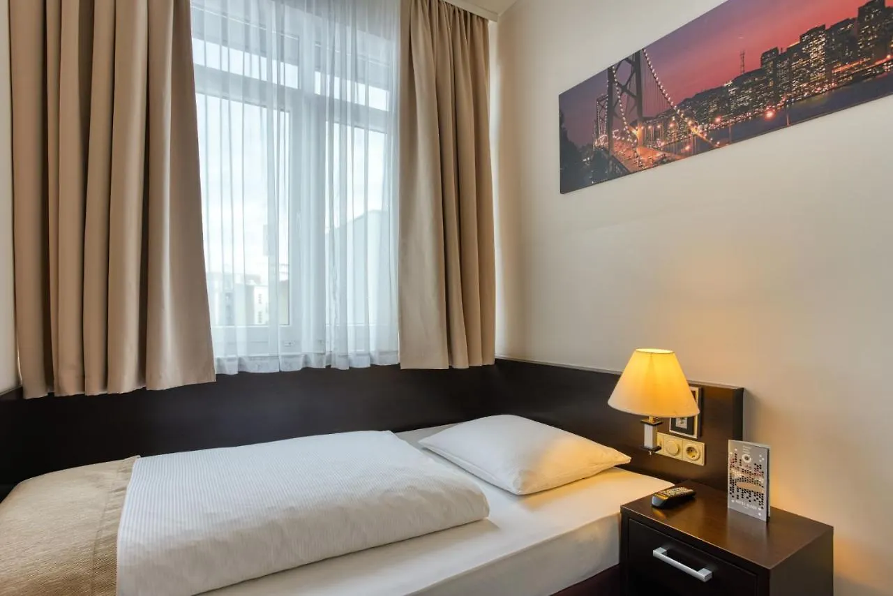 Titanic Comfort Kurfuerstendamm Βερολίνο Ξενοδοχείο