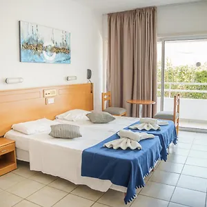 Hotell Cornelia **