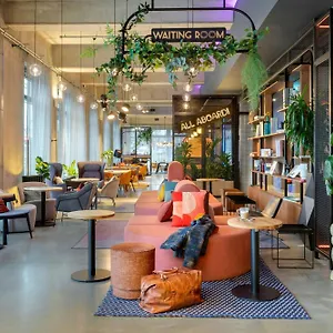 Hotel Moxy Ostbahnhof, Berlín